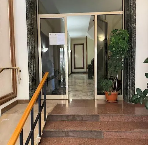 Gianicolo House *